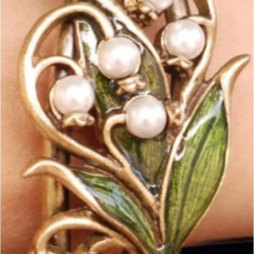 Green and Gold Sweet Romance Leaf Bracelet